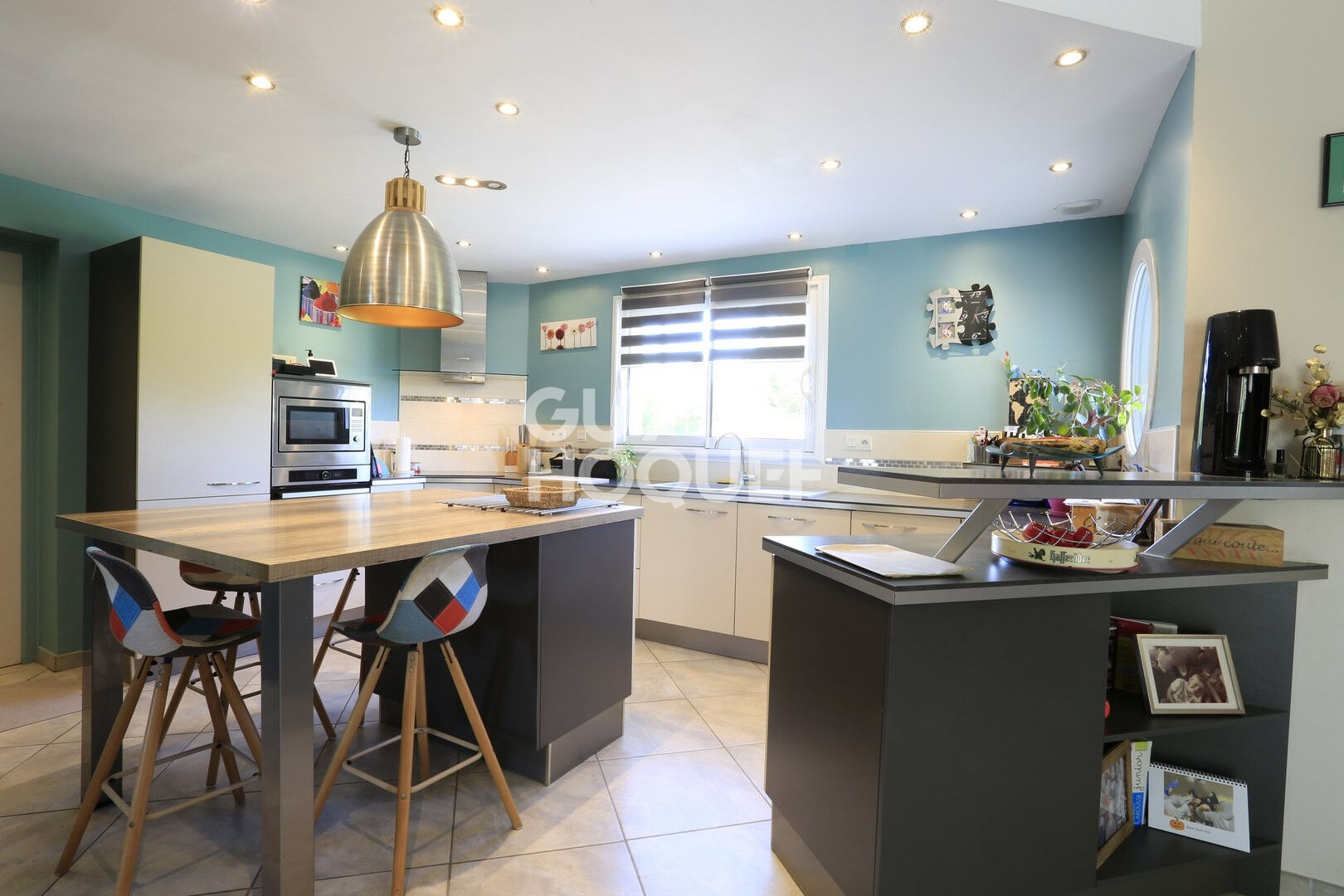 A Vendre, à l'Ouest de BAYEUX, maison familiale de 144 m² habitables.