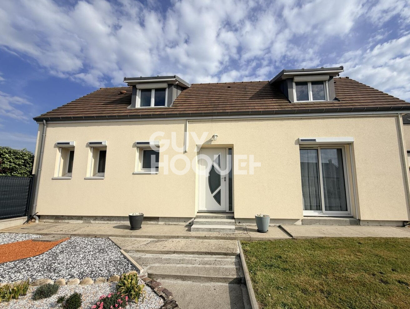A vendre, Maison habitable de plain-pied très proche BAYEUX (14400).