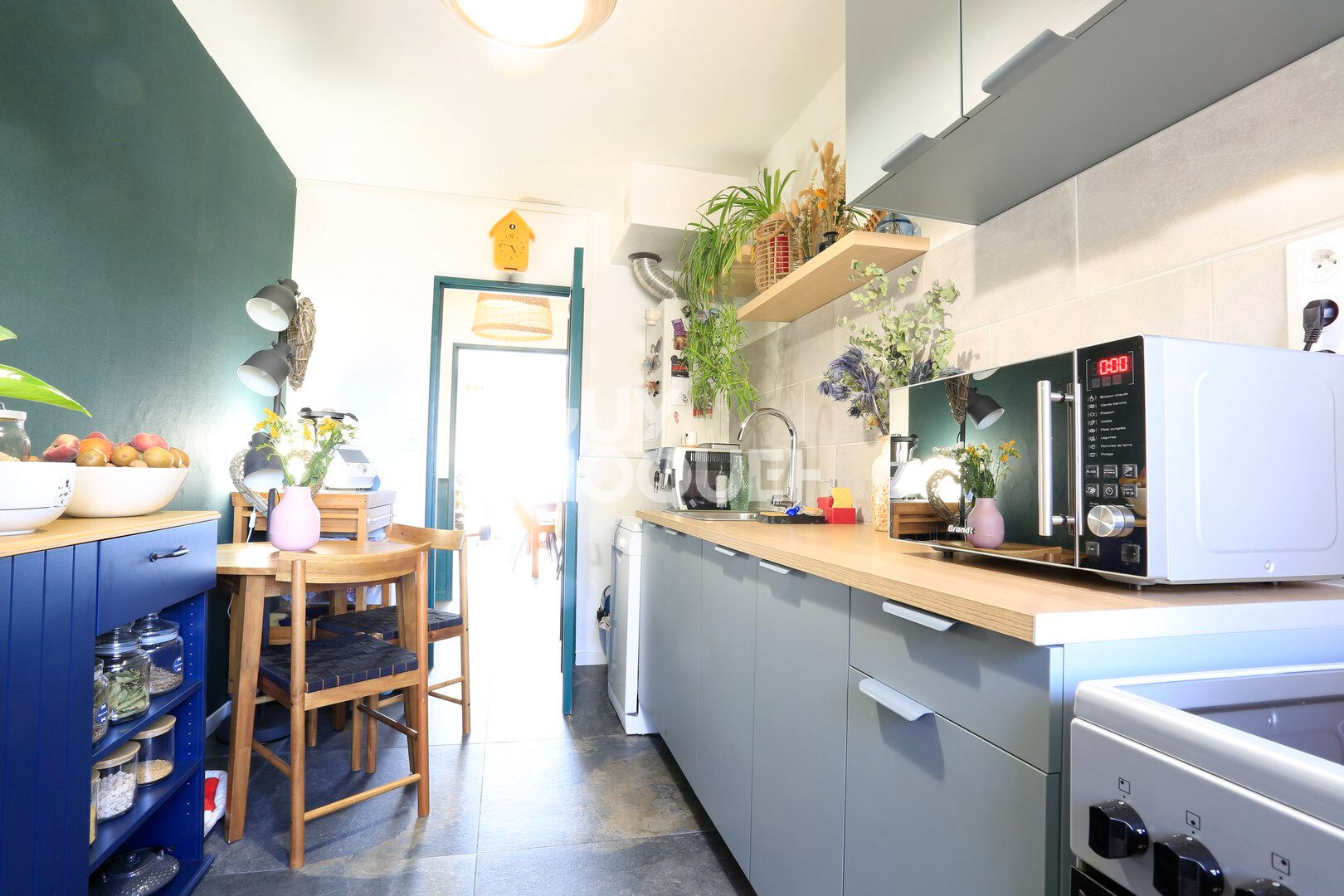 A Vendre, Appartement de 70,90 m² Carrez en rez-de-jardin à Bayeux (14400).