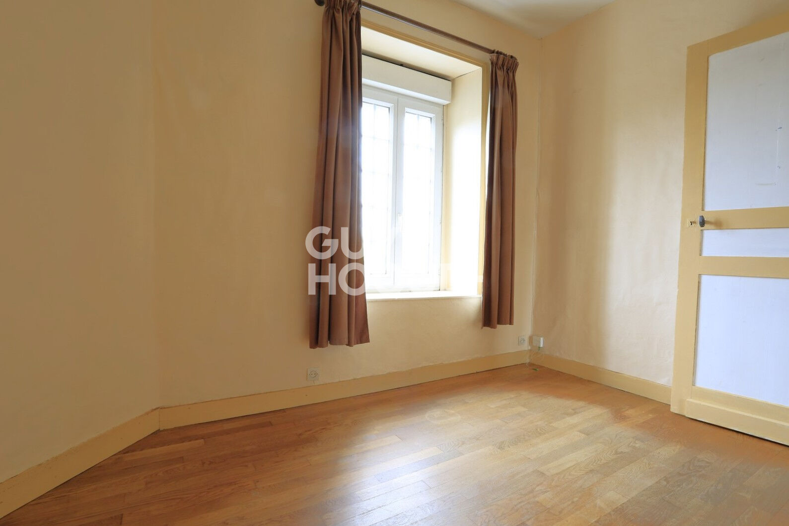 A vendre, Maison ancienne en pierre de 96 m² habitables, à TILLY-SUR-SEULLES (14250).