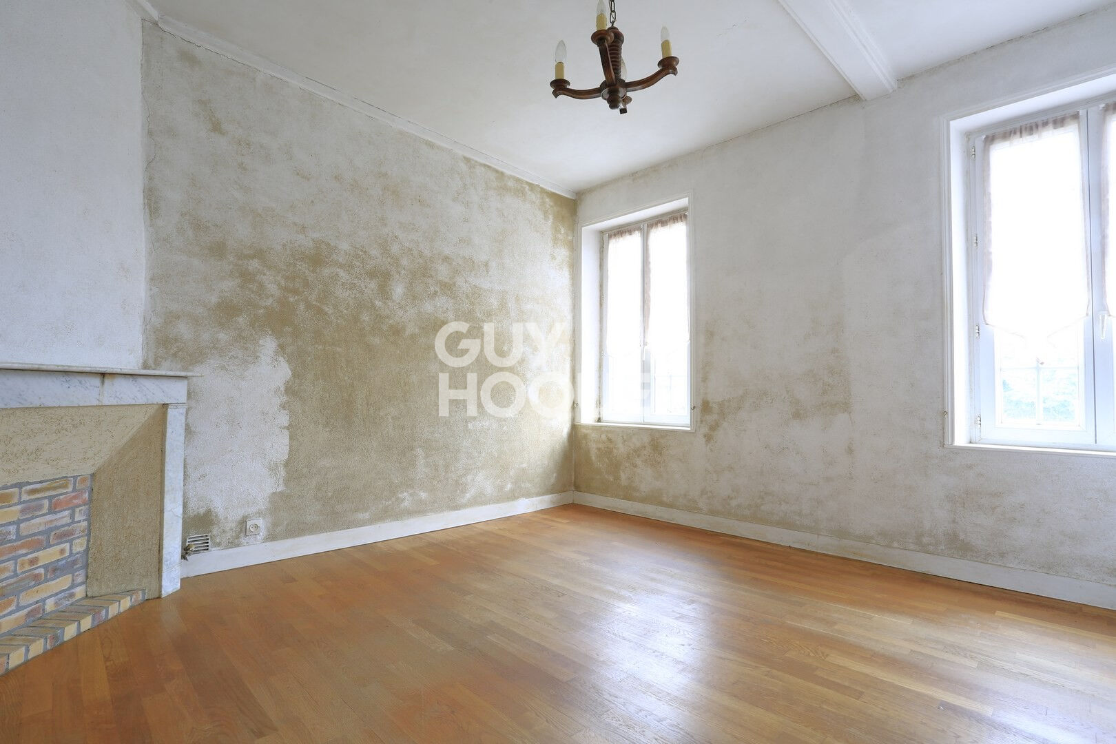 A vendre, Maison ancienne en pierre de 96 m² habitables, à TILLY-SUR-SEULLES (14250).
