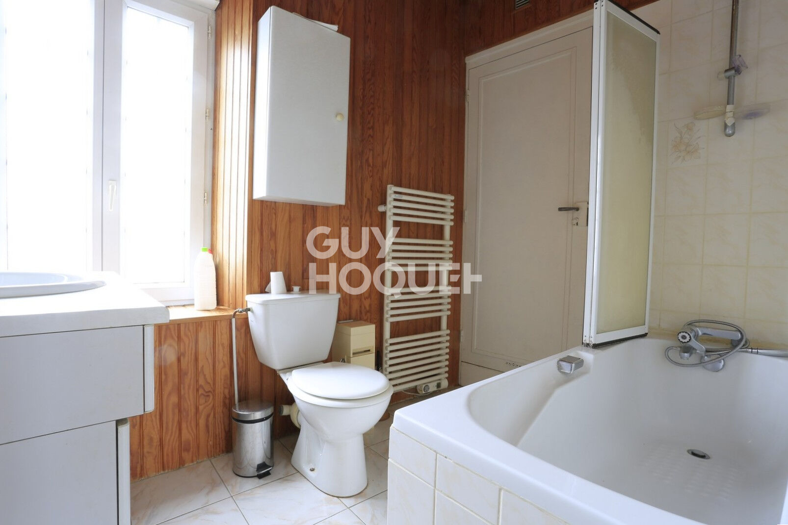 A vendre, Maison ancienne en pierre de 96 m² habitables, à TILLY-SUR-SEULLES (14250).