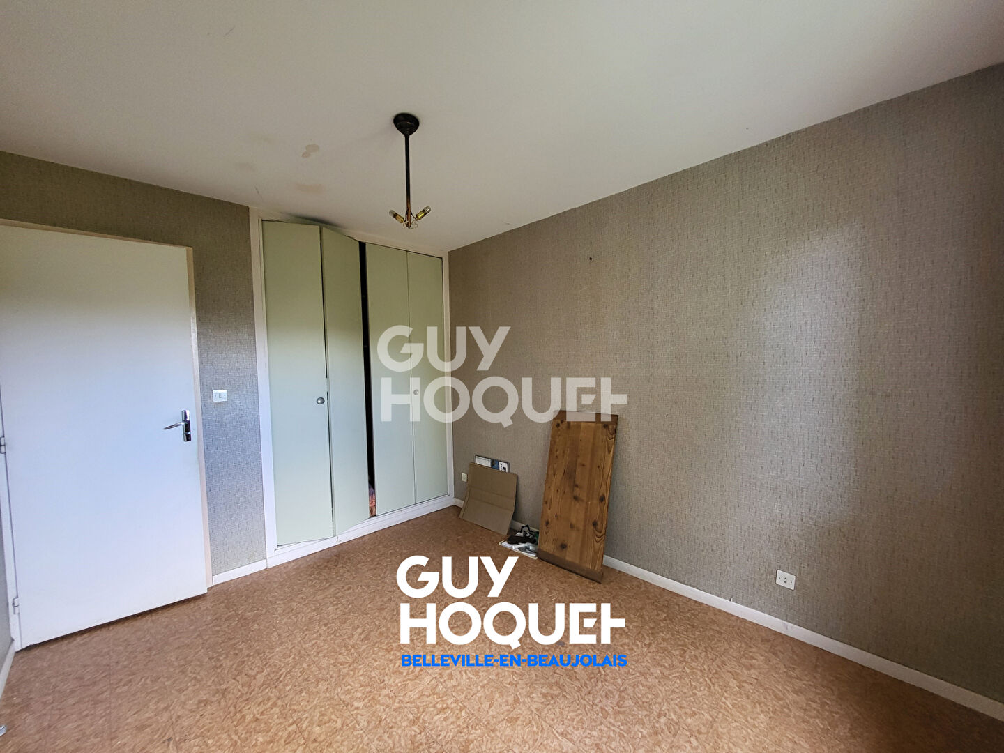 Maison de plain-pied à rénover avec terrain constructible à Belleville-en-Beaujolais