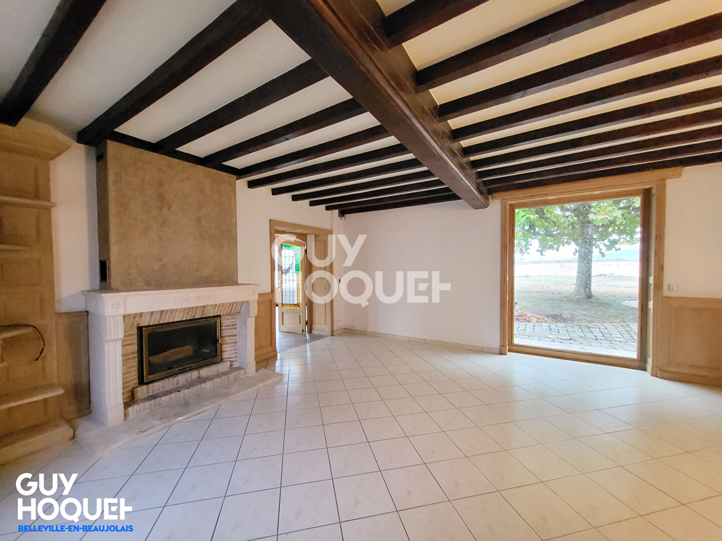 Maison Taponas, 5 pièces 250 m², grand garage, dépendances