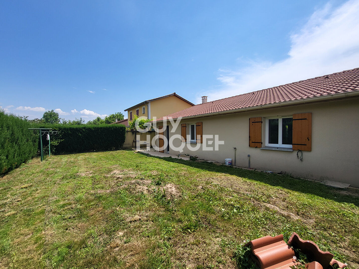 LOCATION d'une maison de 6 pièces à BELLEVILLE EN BEAUJOLAIS