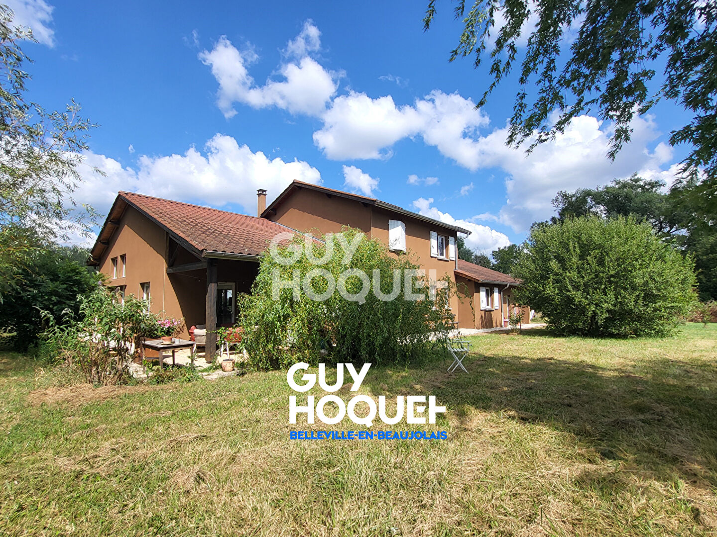 Maison spacieuse à vendre à 5 min de Belleville en Beaujolais - 5 chambres et grand terrain !