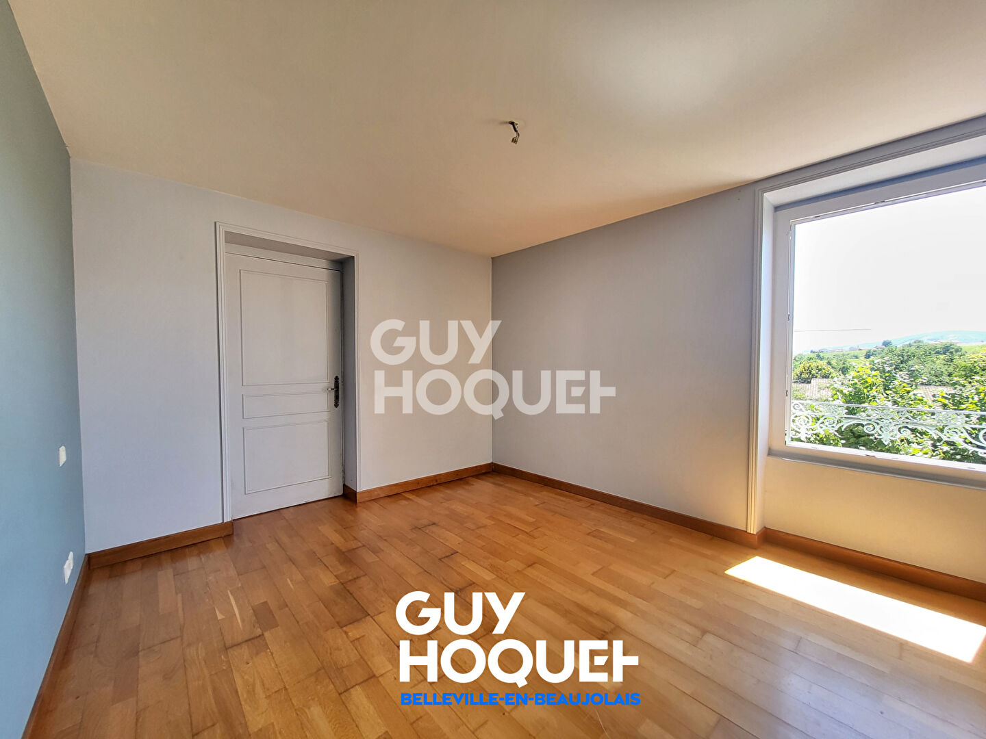 Maison en pierre et pisé -126 m² habitables- 4 chambres Terrain 760 m² à Régnié Durette - Référence 554