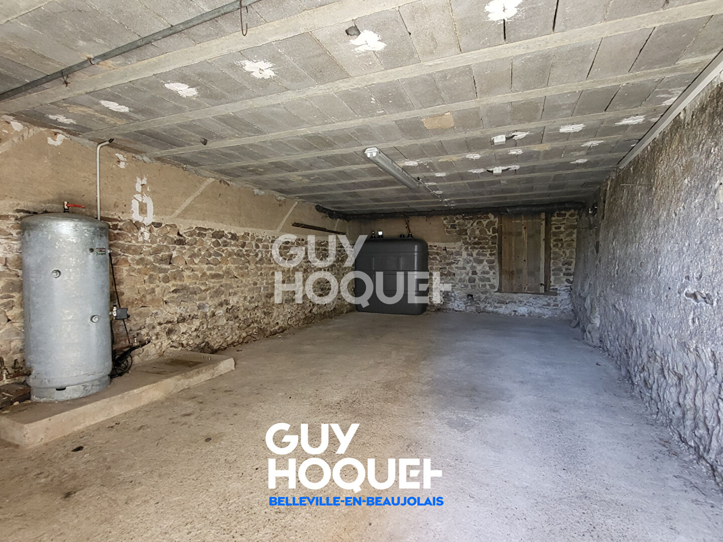 Maison en pierre et pisé -126 m² habitables- 4 chambres Terrain 760 m² à Régnié Durette - Référence 554