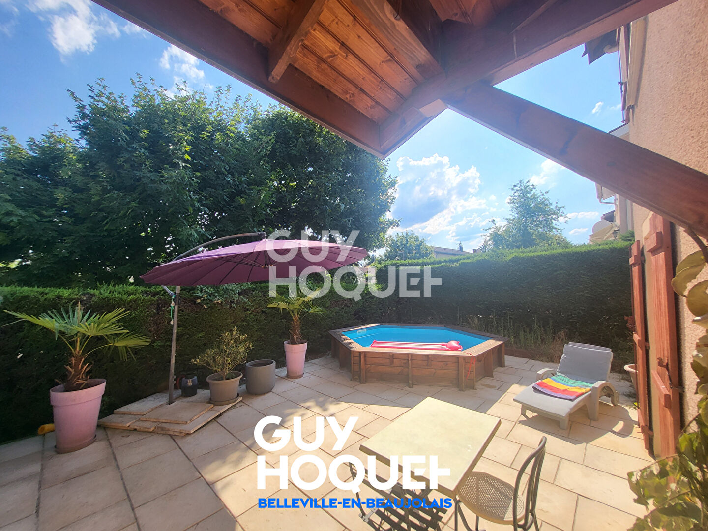 Maison familiale 4 chambres avec piscine- Secteur calme proche gare et commerces.