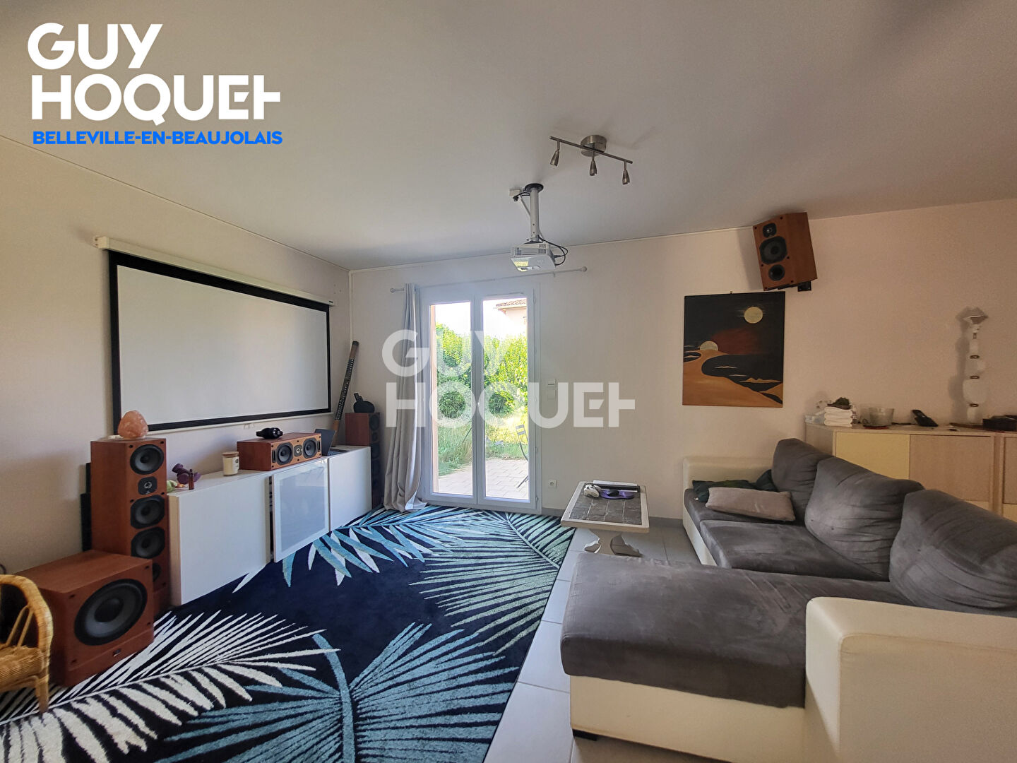 Maison familiale 4 chambres avec piscine- Secteur calme proche gare et commerces.