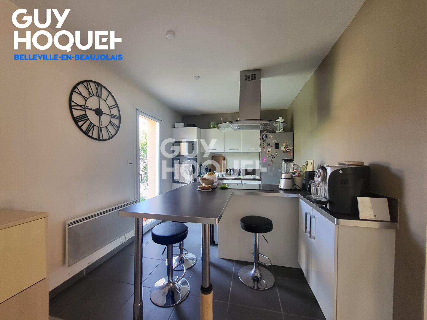 Maison familiale 4 chambres avec piscine- Secteur calme proche gare et commerces.