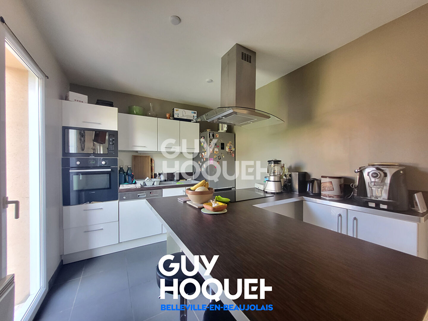 Maison familiale 4 chambres avec piscine- Secteur calme proche gare et commerces.