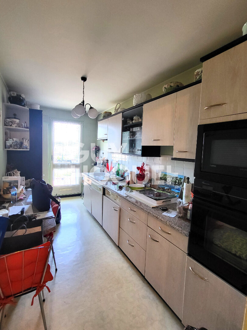 À vendre : Appartement 3 pièces à Lyon, Gorge de Loup