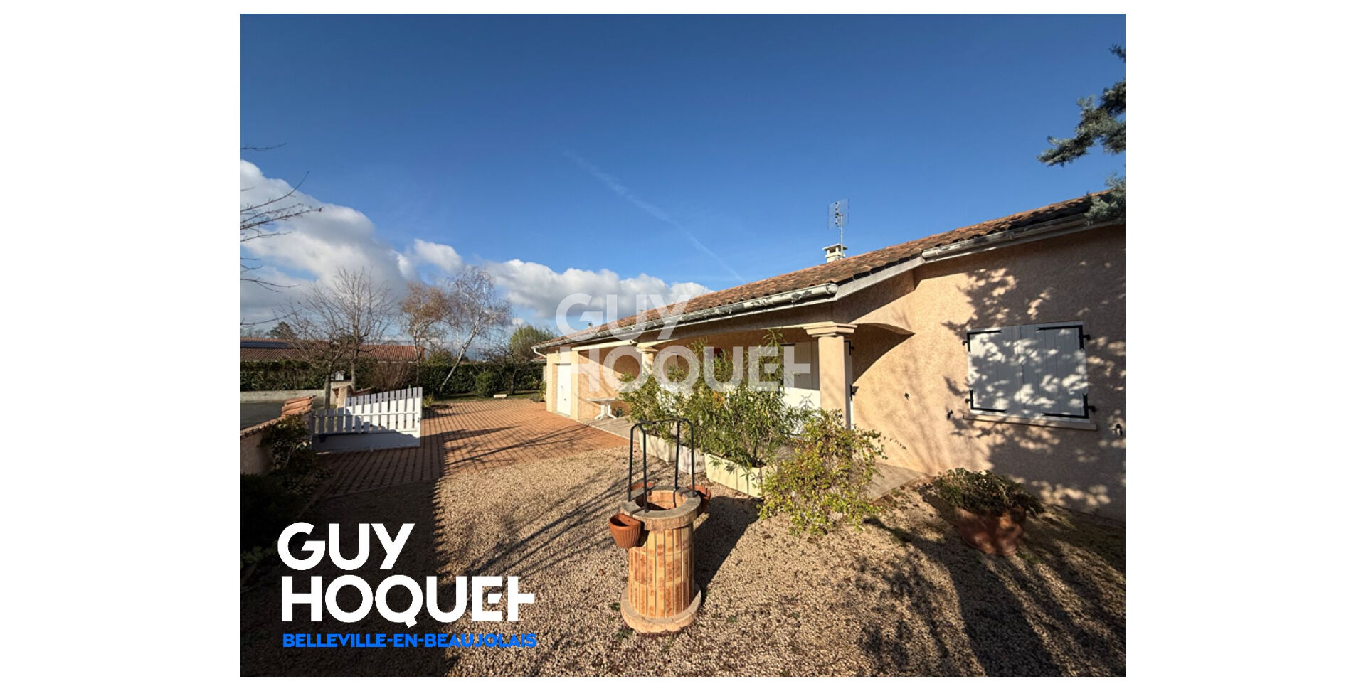 Belleville-en-Beaujolais, Maison de plain-pied avec 2 garages et terrain clos