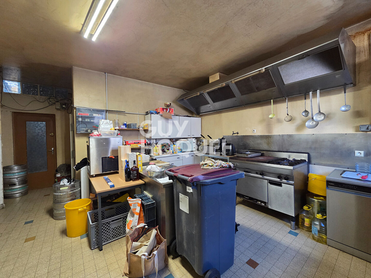 Immeuble à vendre + fond de commerce à Montmerle-sur-Saône (01090)