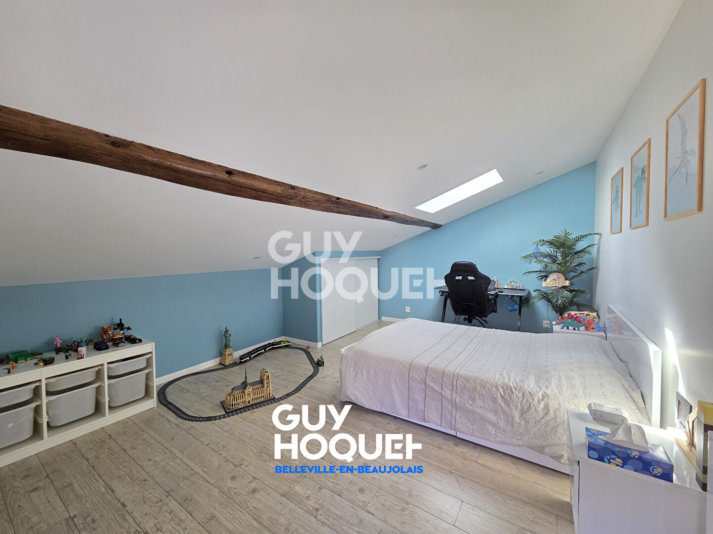 Maison 7 pièces à vendre à Mogneneins - Ancienne ferme avec piscine