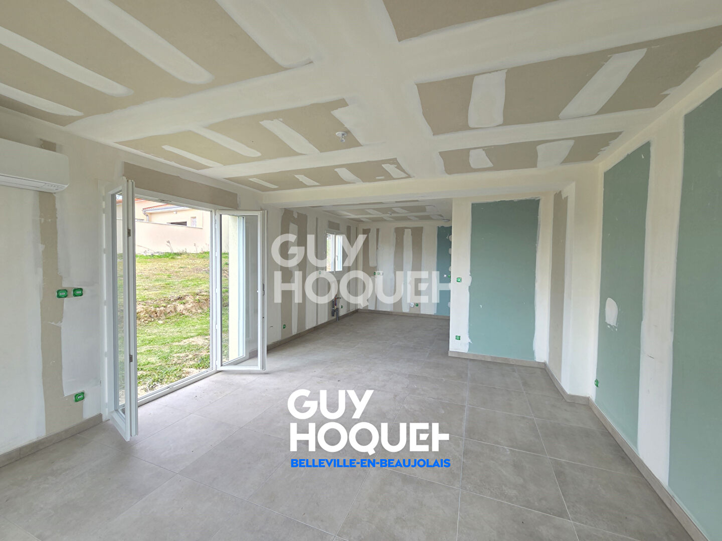 Maison / Villa 6 pièce(s) 100m2, 4 chambres, garage, terrain 500m² à Fleurie