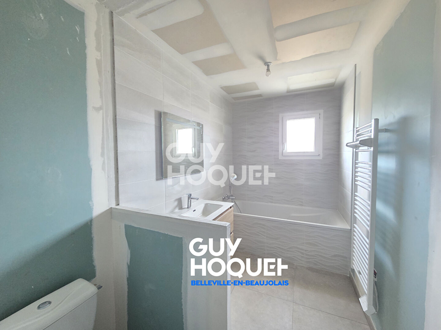 Maison / Villa 6 pièce(s) 100m2, 4 chambres, garage, terrain 500m² à Fleurie