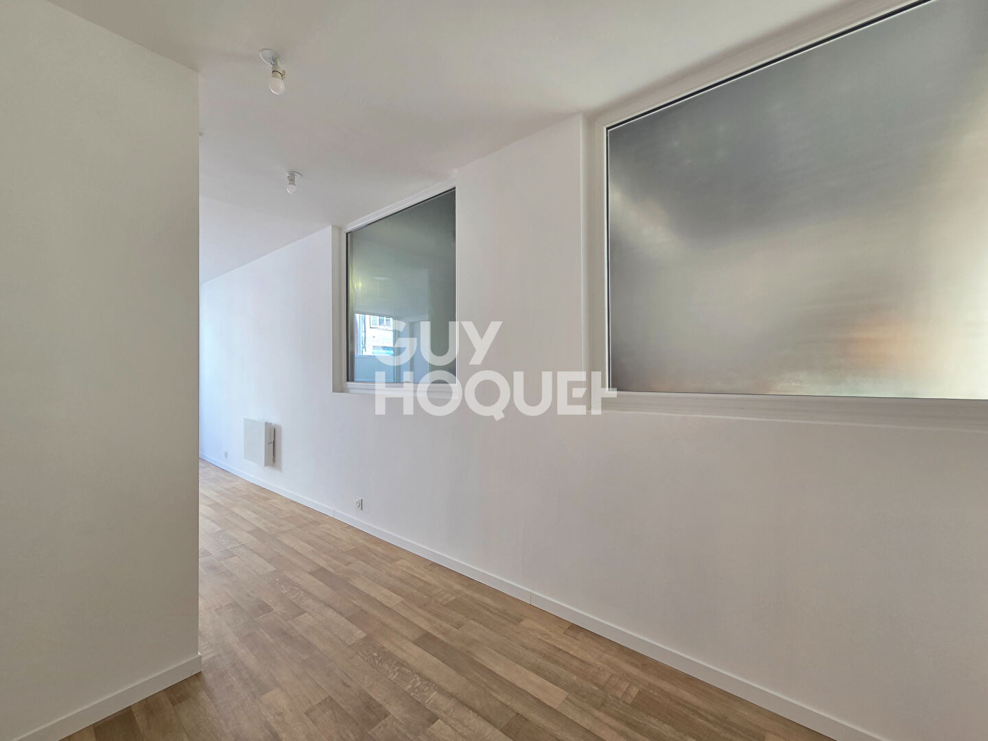 Local commercial à louer de 25 m² à Belleville en Beaujolais - Réf. 764