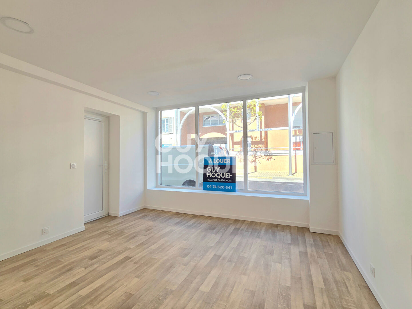 Local commercial à louer de 25 m² à Belleville en Beaujolais - Réf. 764