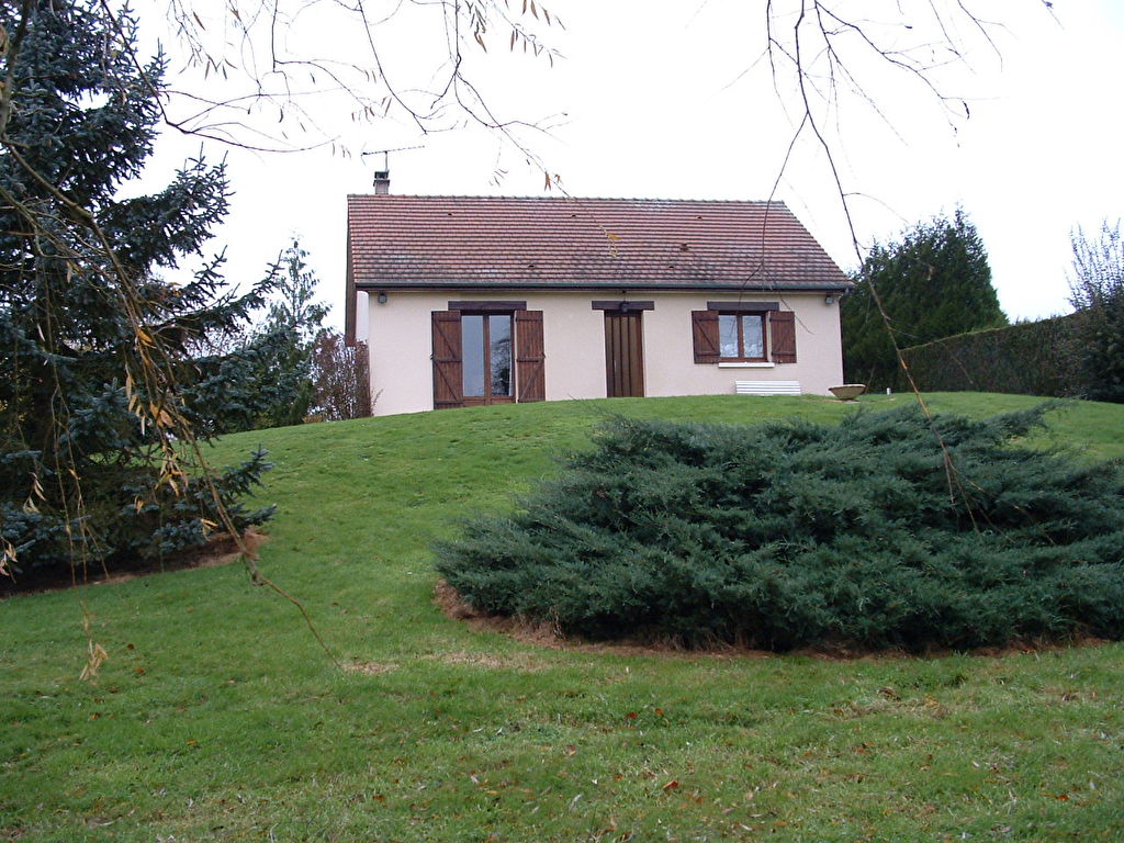 Broglie, aux portes des commerces, dans un environnement agréable