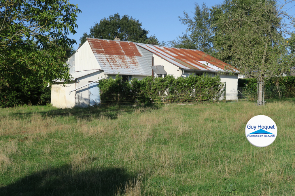 Bernay, 4/5 kms du centre ville