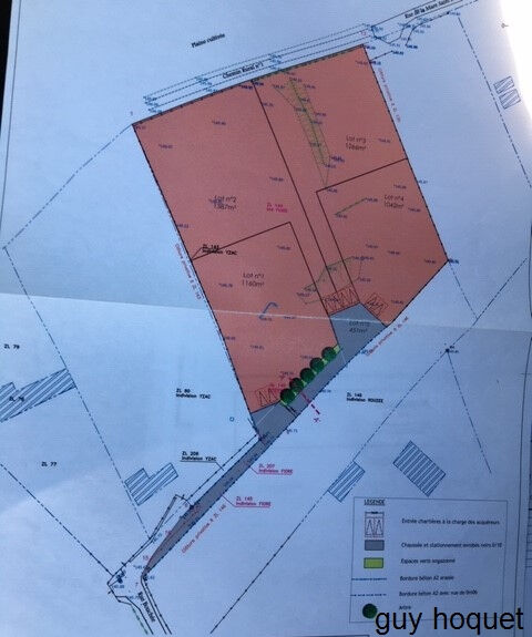 Terrain à bâtir divisé en 4 lots