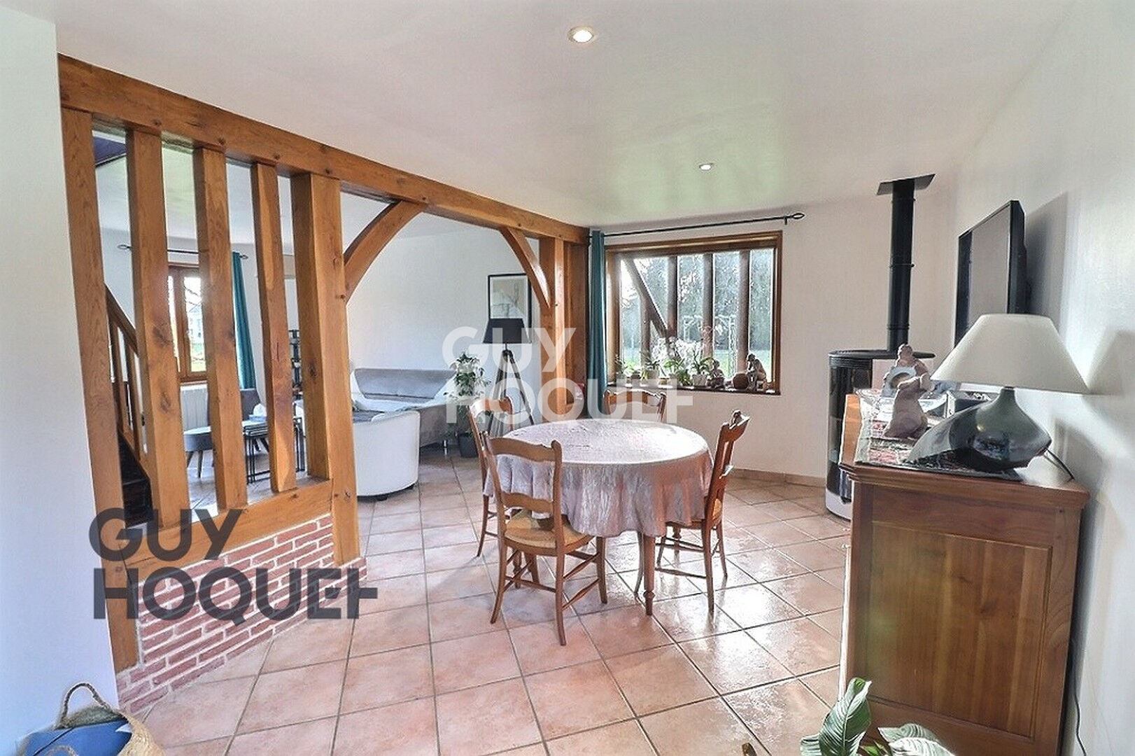 Menneval, situation idéale proche de tout  5 minutes du centre ville