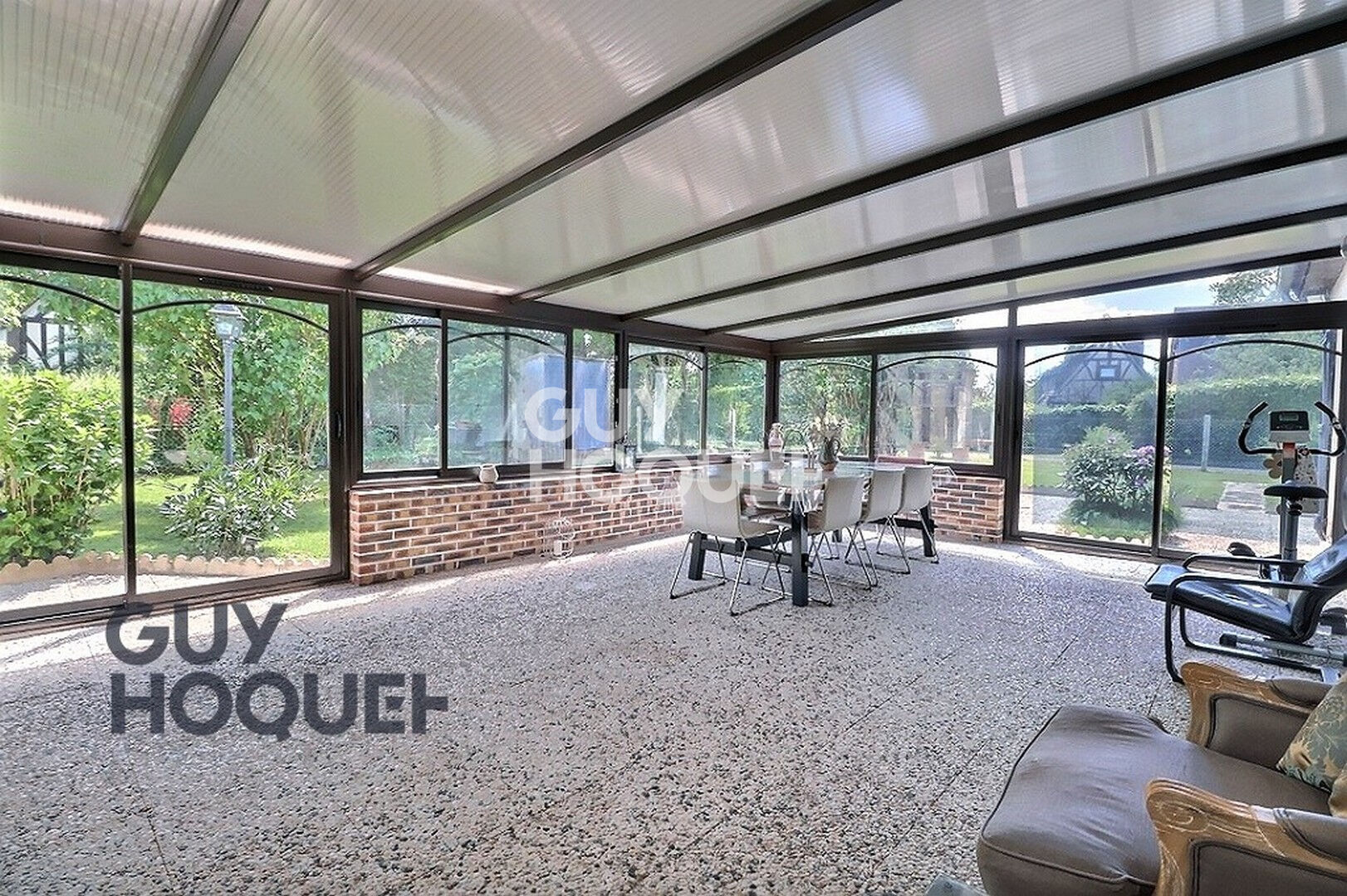 5 km de Bernay, dans un petit hameau