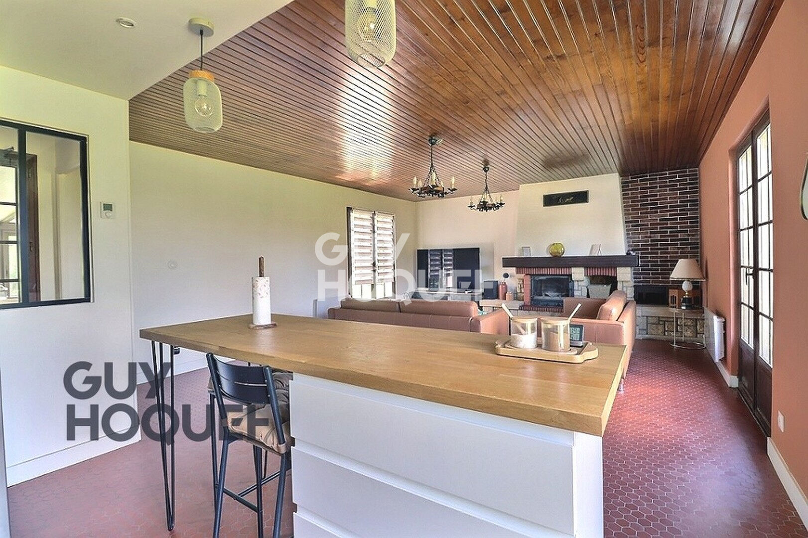 5 km de Bernay, dans un petit hameau