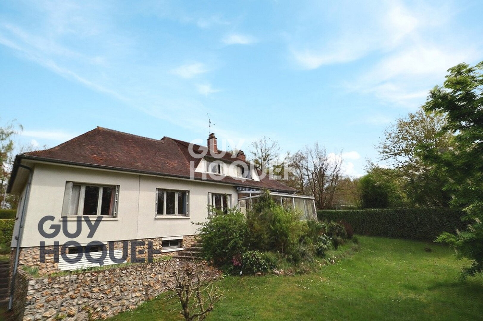 Maison de157m2 à 1.3km de la gare de Bernay