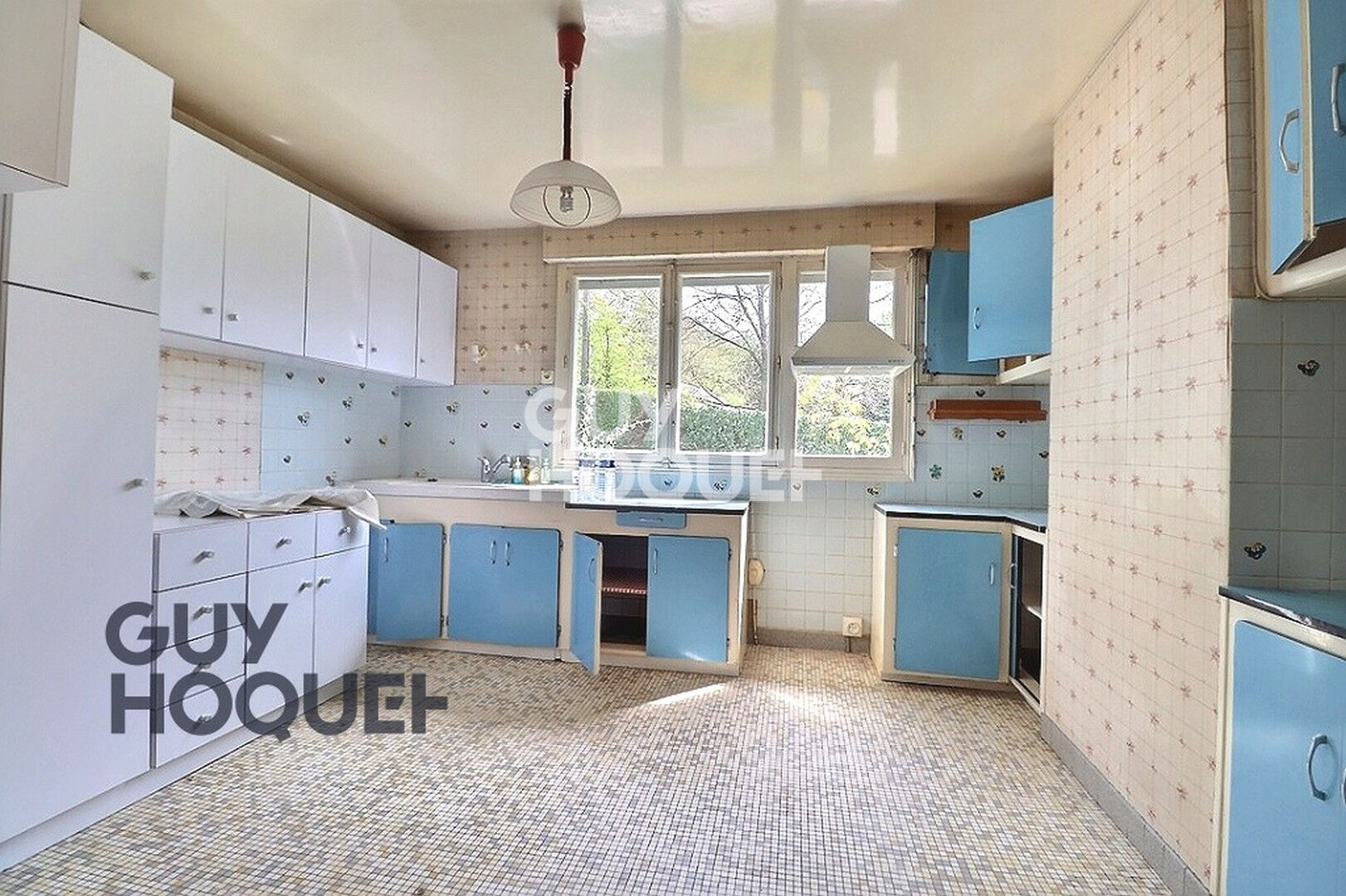 Maison de157m2 à 1.3km de la gare de Bernay