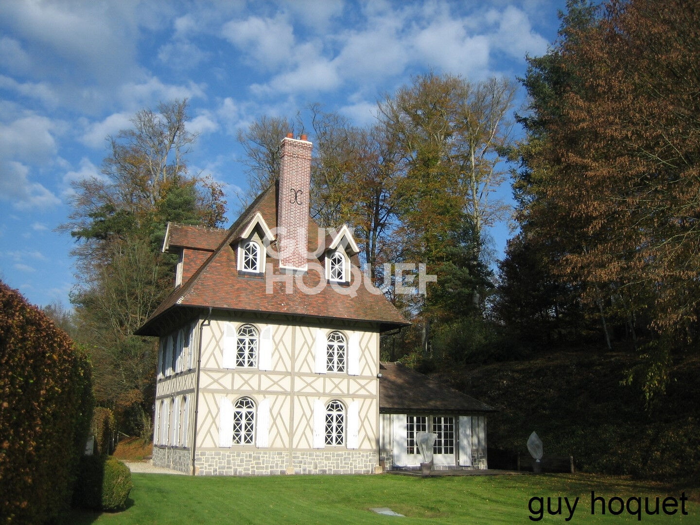 Ancien relais de chasse proche de Bernay