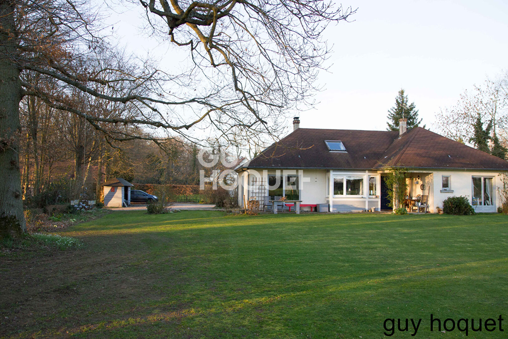 2 km de la gare de Bernay