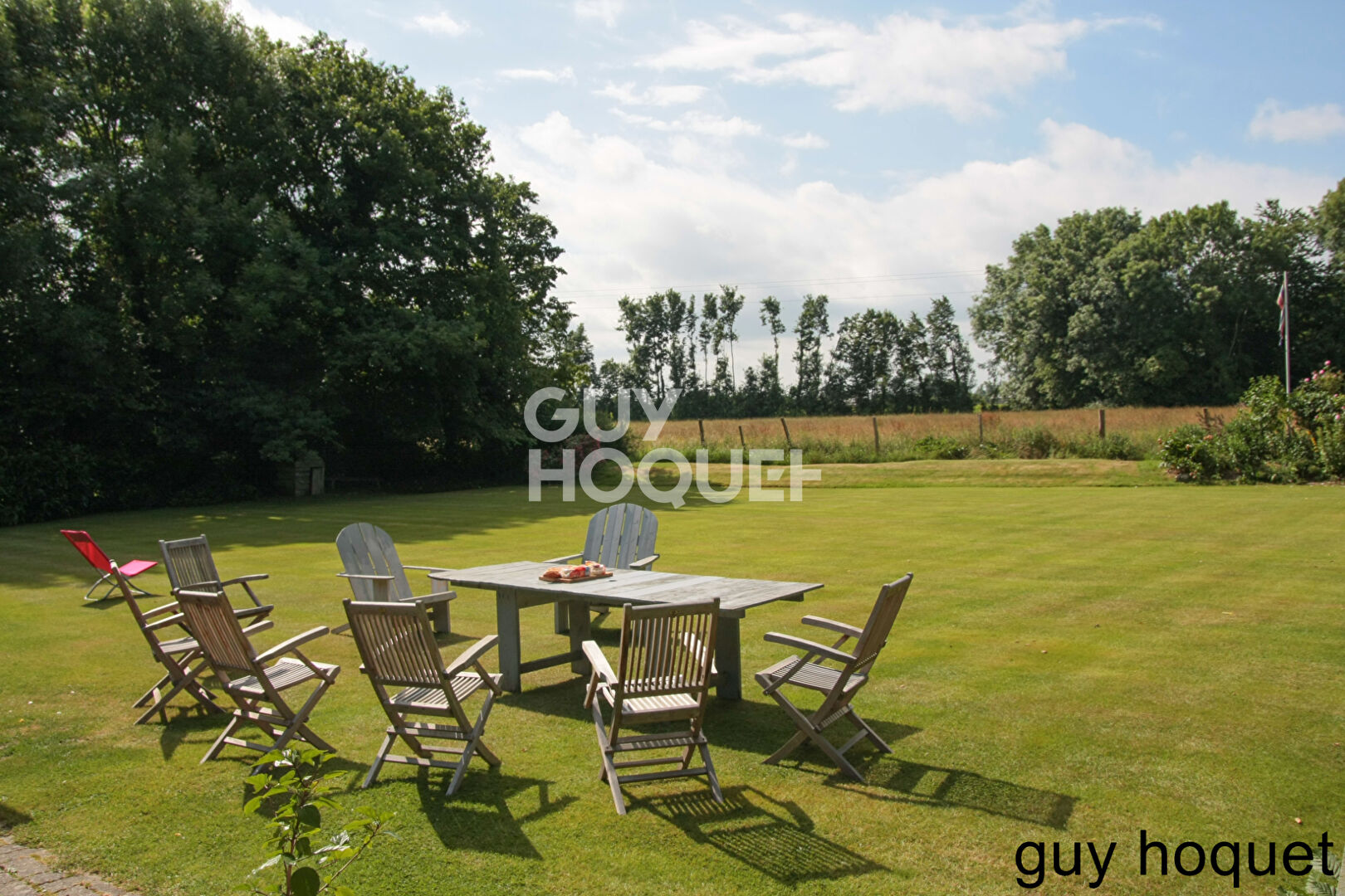 2 km de la gare de Bernay