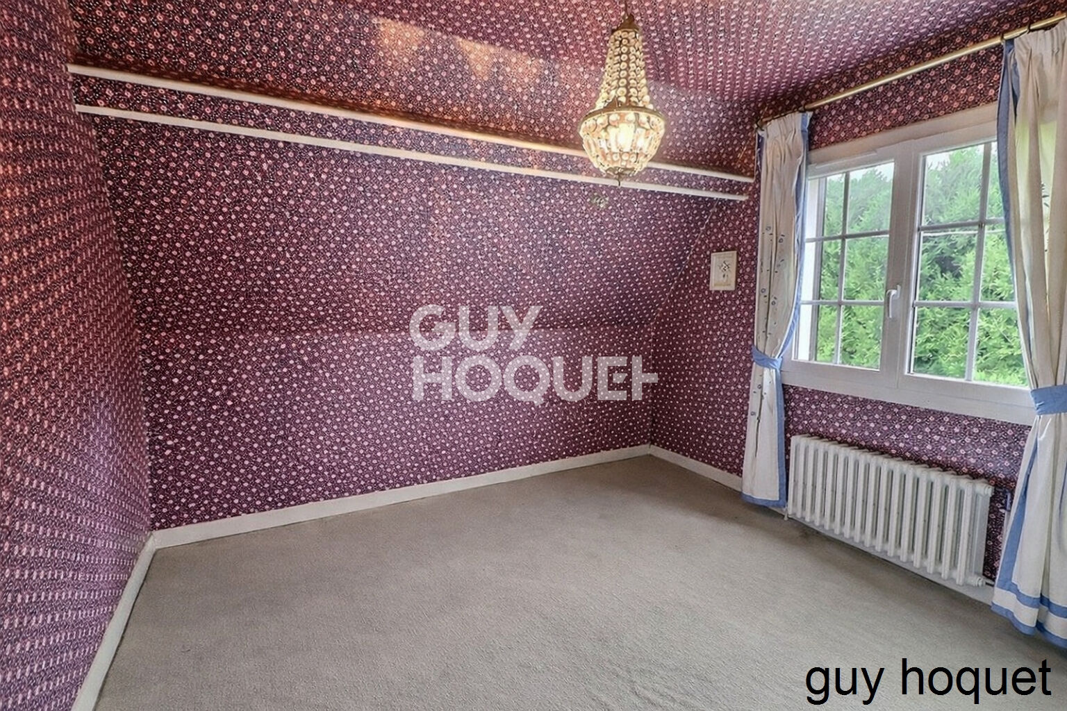 Bernay, écoles, collèges, bus et toutes activités à pied.