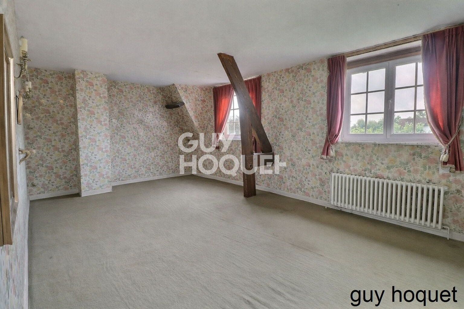 Bernay, écoles, collèges, bus et toutes activités à pied.