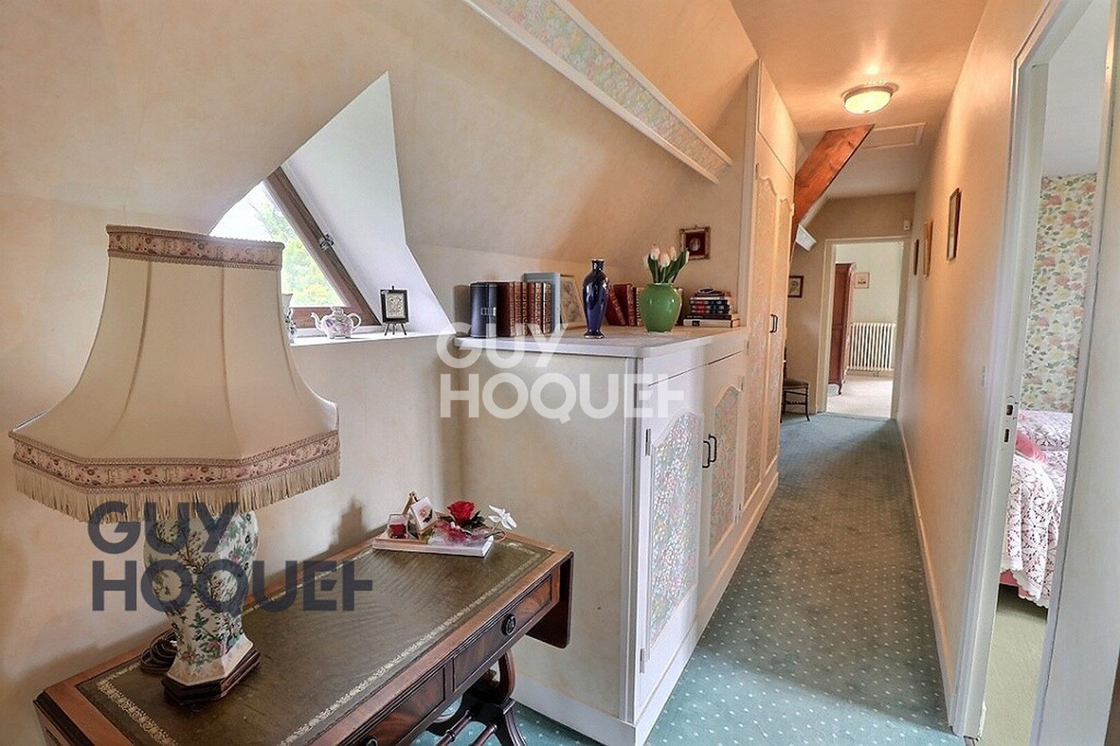 Bernay, écoles, collèges, bus et toutes activités à pied.