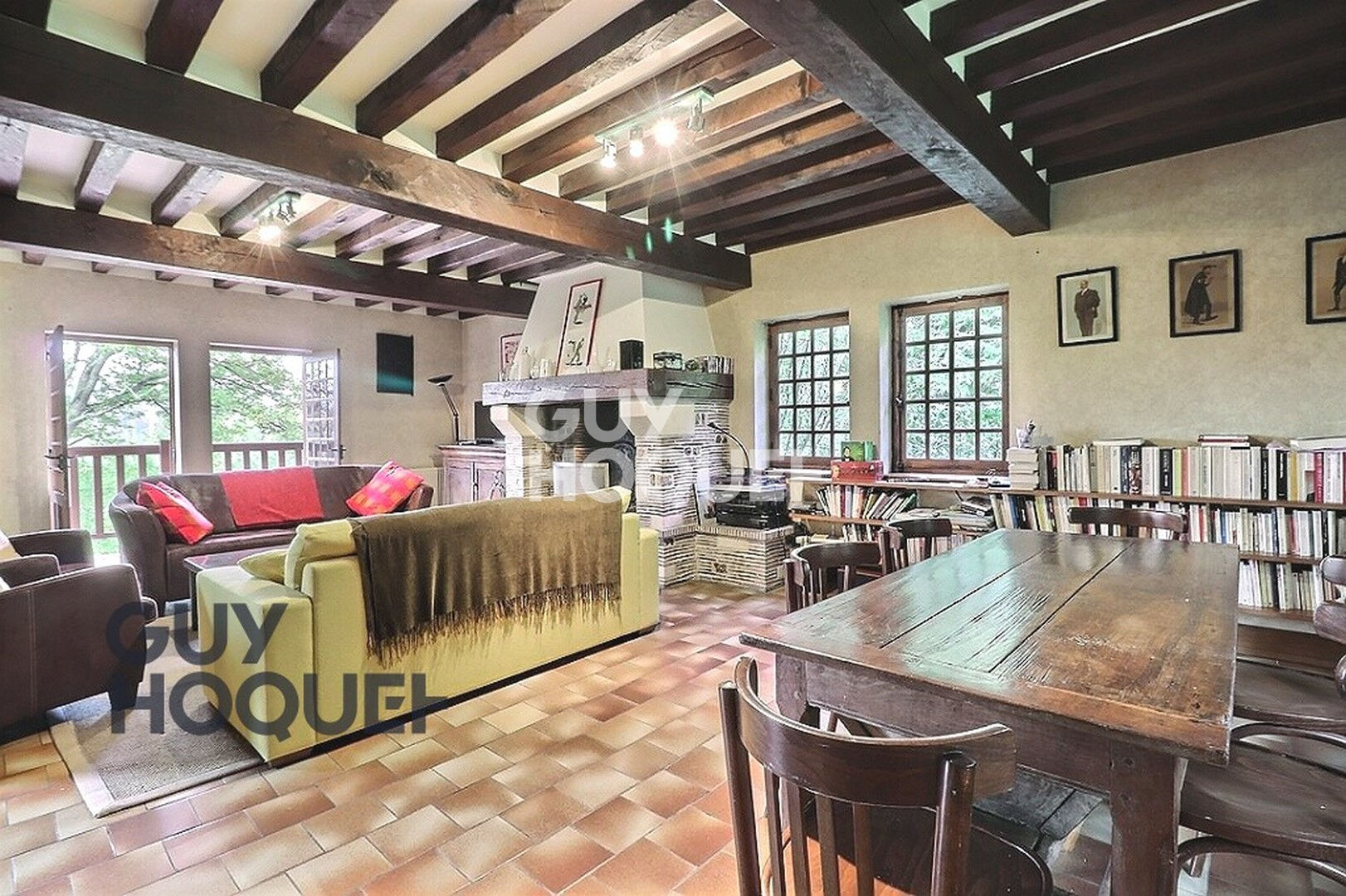 10 km de Bernay, magnifique propriété avec vue imprenable sur la vallée