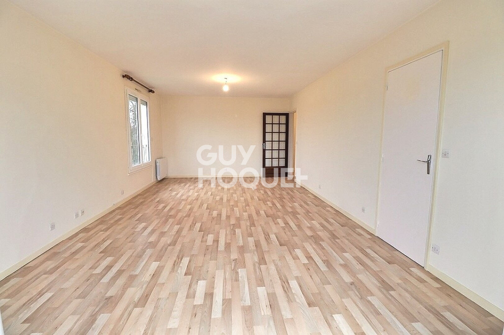 Bernay,  en résidence avec ascenseur à proximité du centre ville et bus,