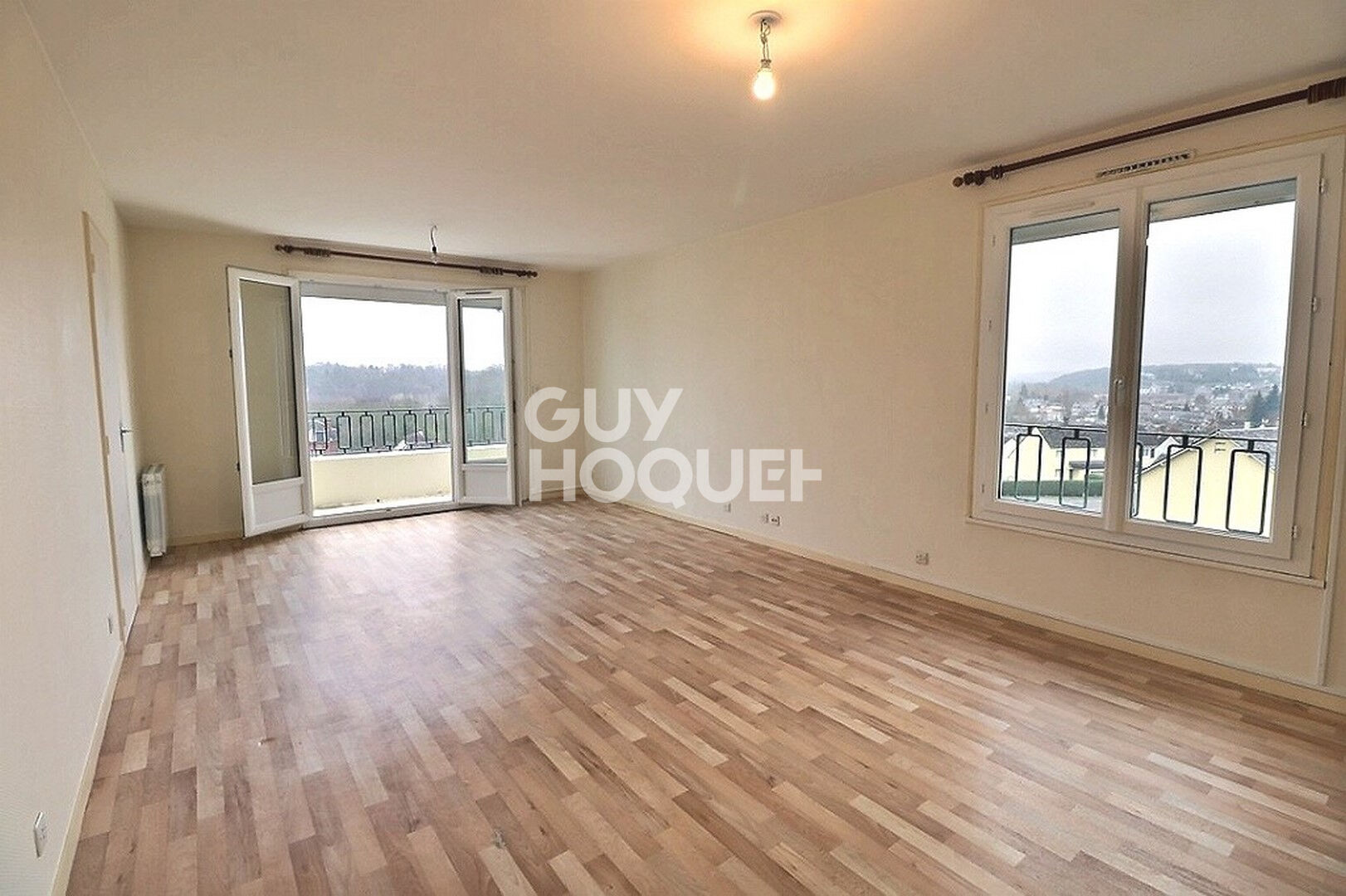 Bernay,  en résidence avec ascenseur à proximité du centre ville et bus,