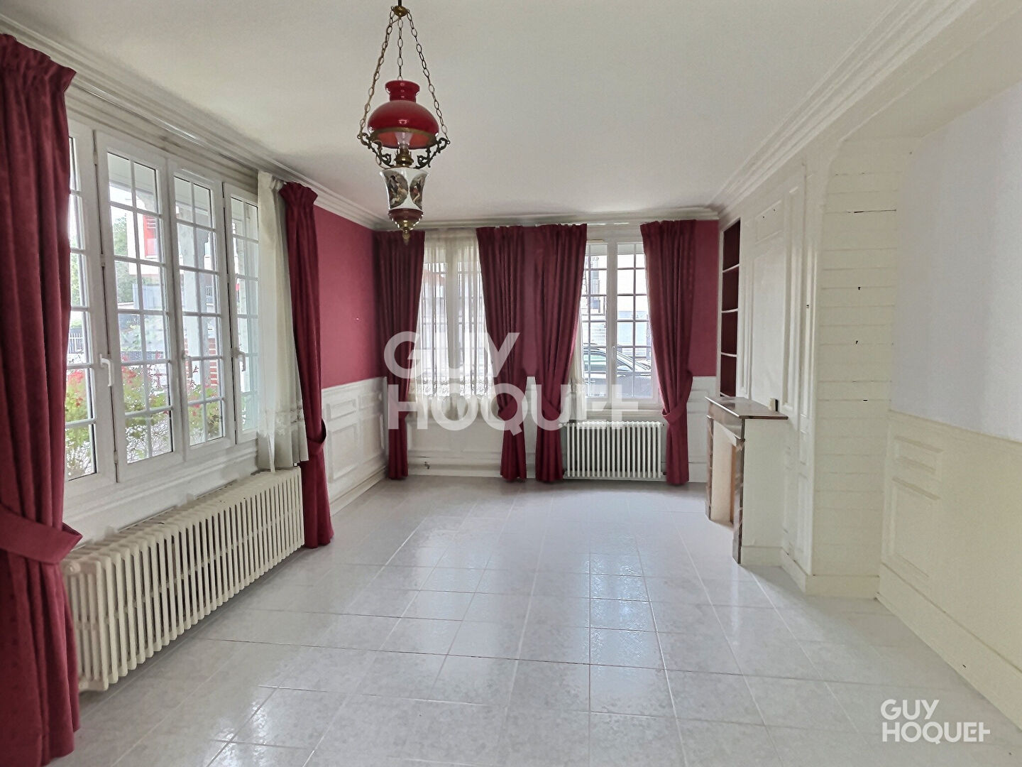 Bernay, proche de toutes commodités