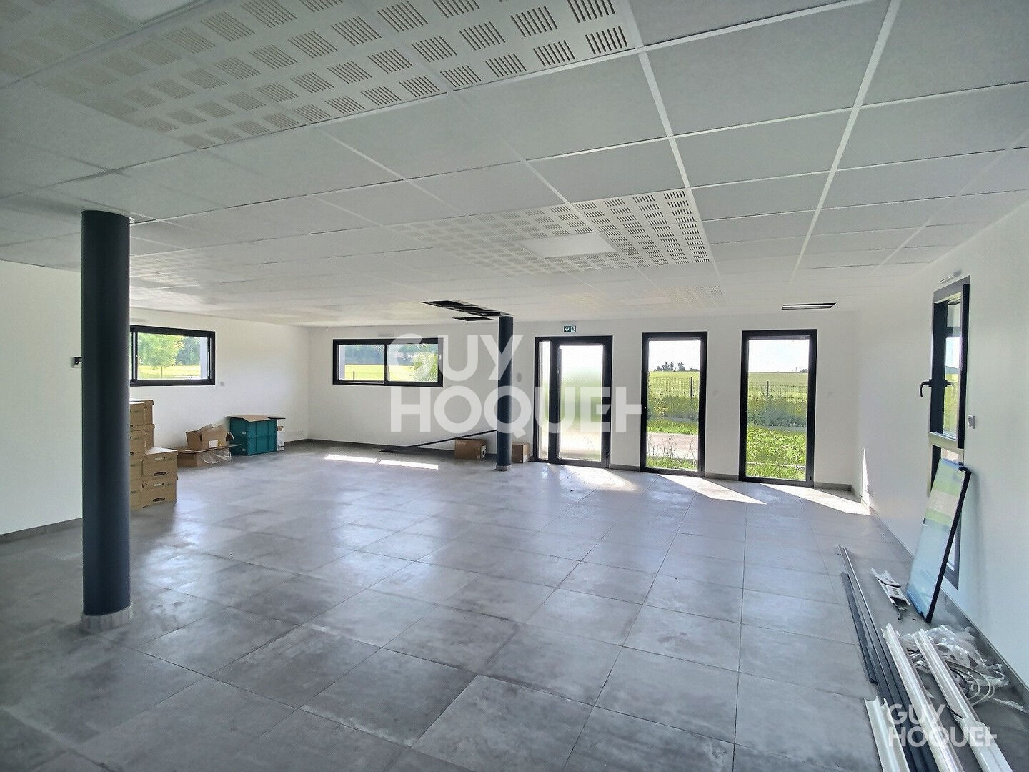 Construction récente à usage de bureaux