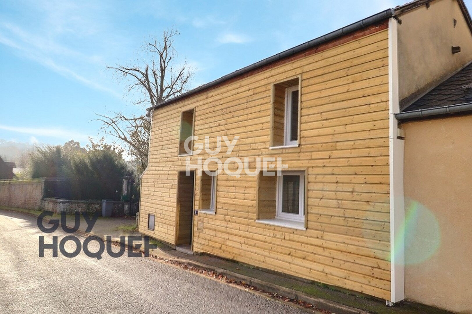 Bernay, 13 mn à pied du centre-ville, dans une rue calme !