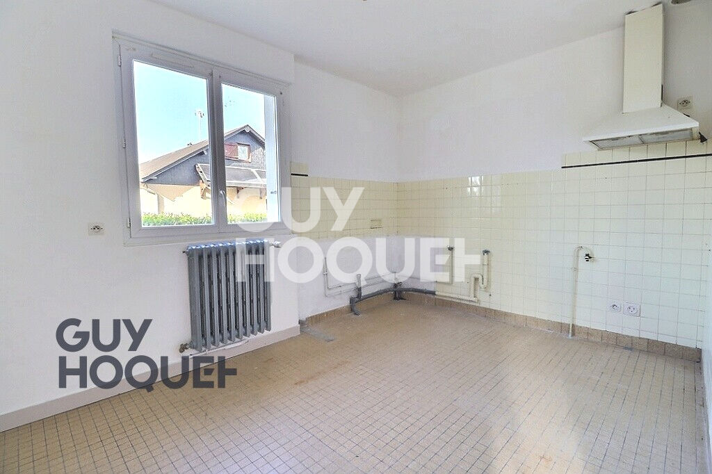 A seulement 15 minutes à pied du centre-ville de Bernay