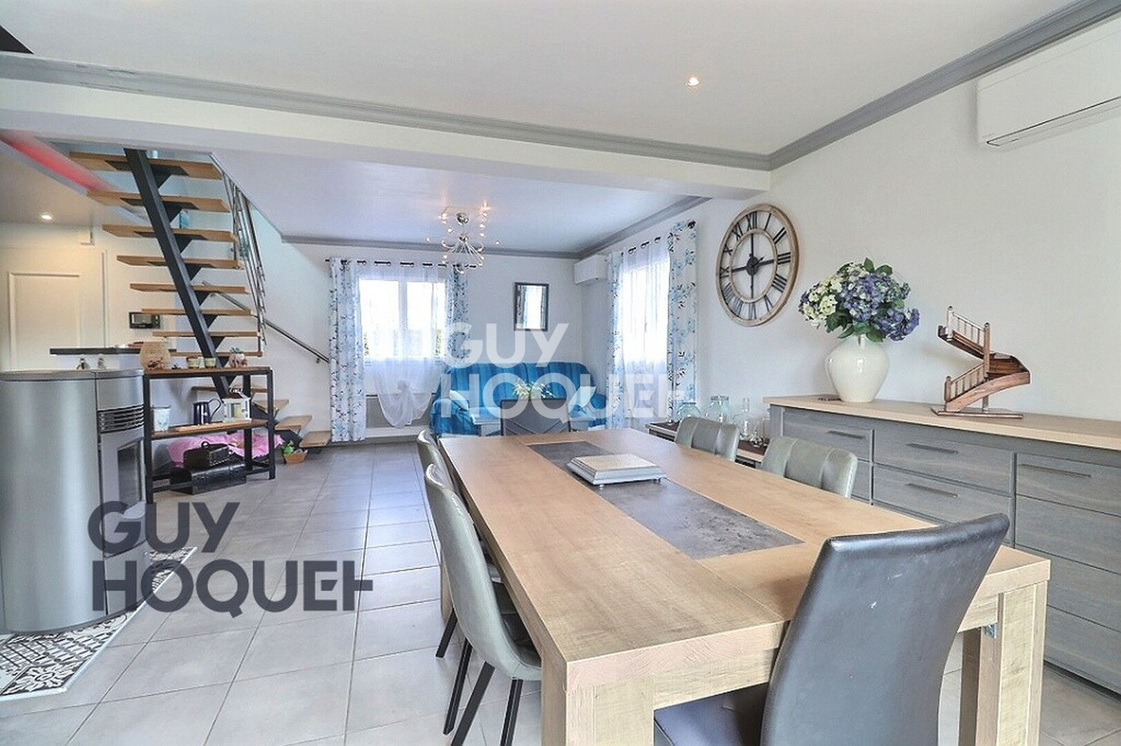 Maison récente à BERNAY