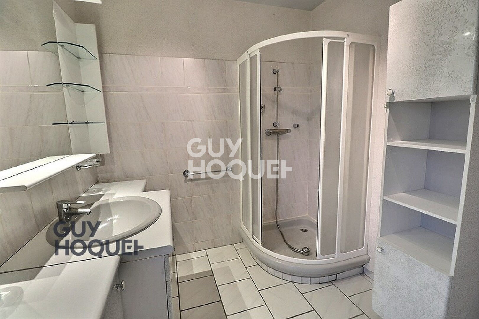 Bernay, centre-ville, tout à pied !