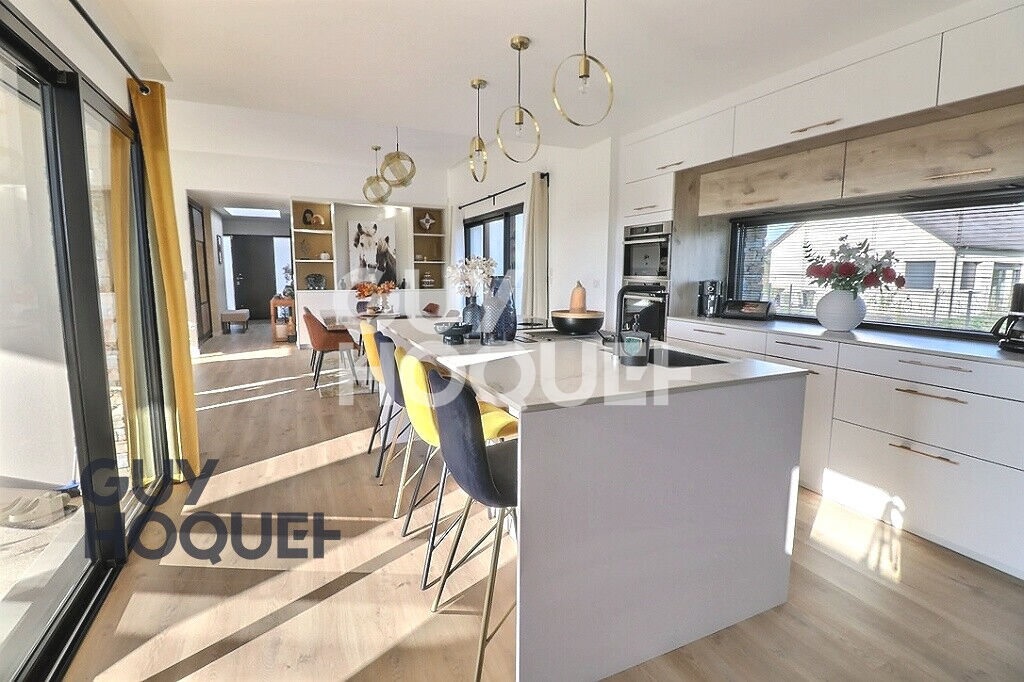 Superbe maison contemporaine de plain-pied.