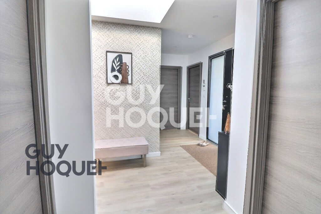 Superbe maison contemporaine de plain-pied.