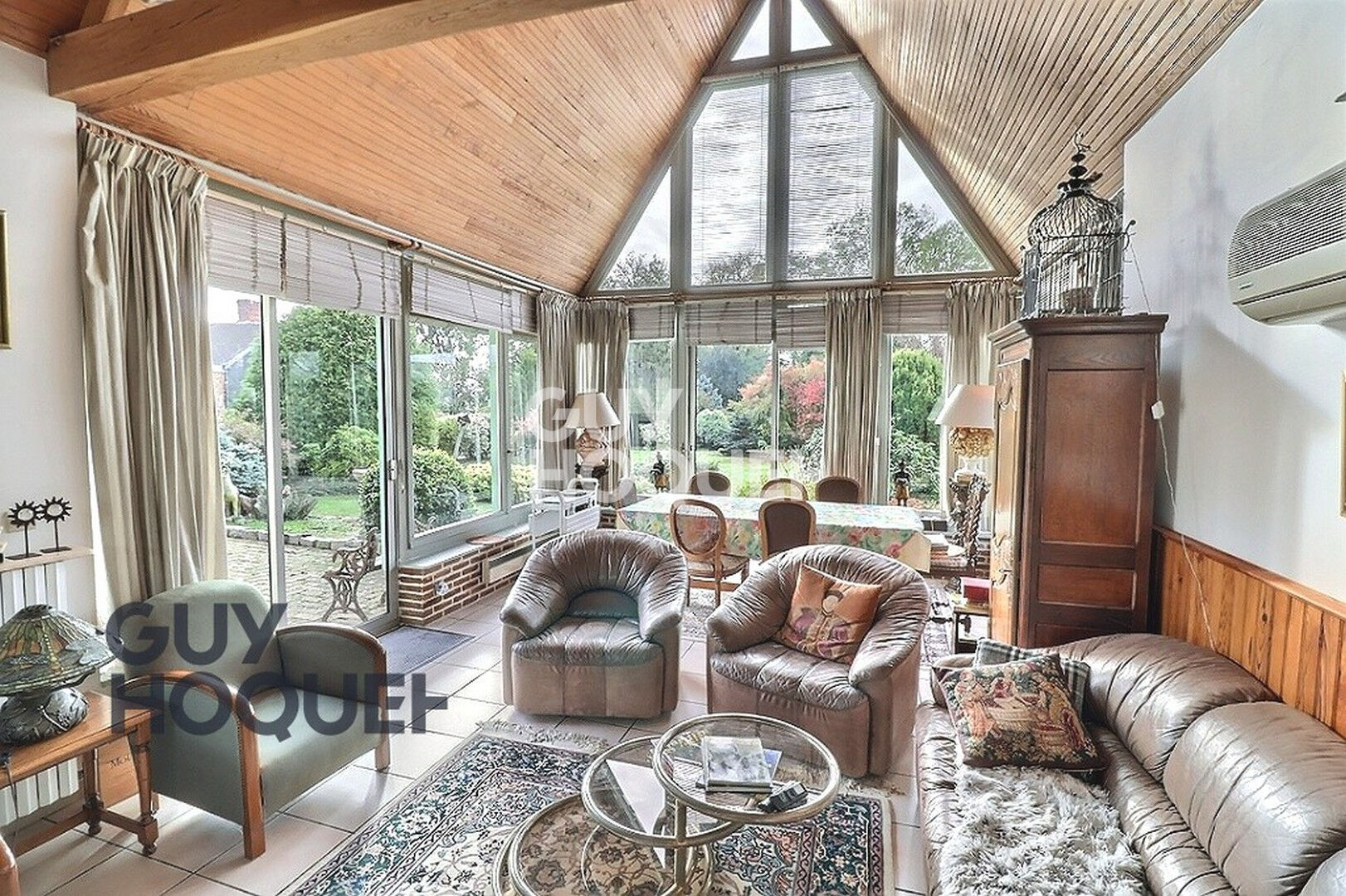 10 minutes à pied du Centre-ville, le calme absolu